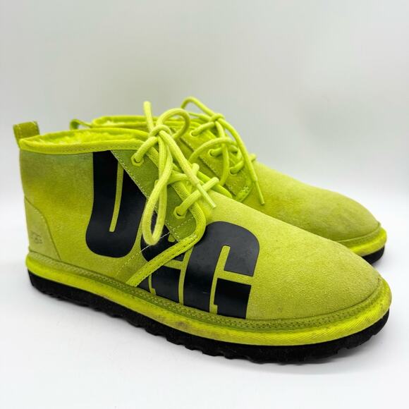 UGG MEN Neon Green Chukka Boots - Picture 1 of 14